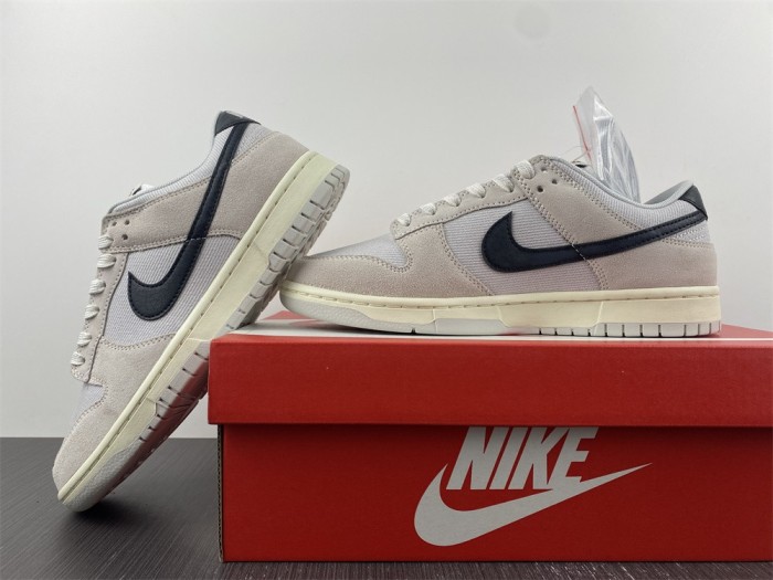 Free shipping from maikesneakers NIKE DUNK LOW RETRO SE DO9776-001