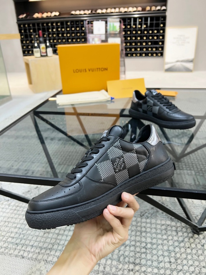 Free shipping maikesneakers Men  L*ouis V*uitton  Top Sneaker