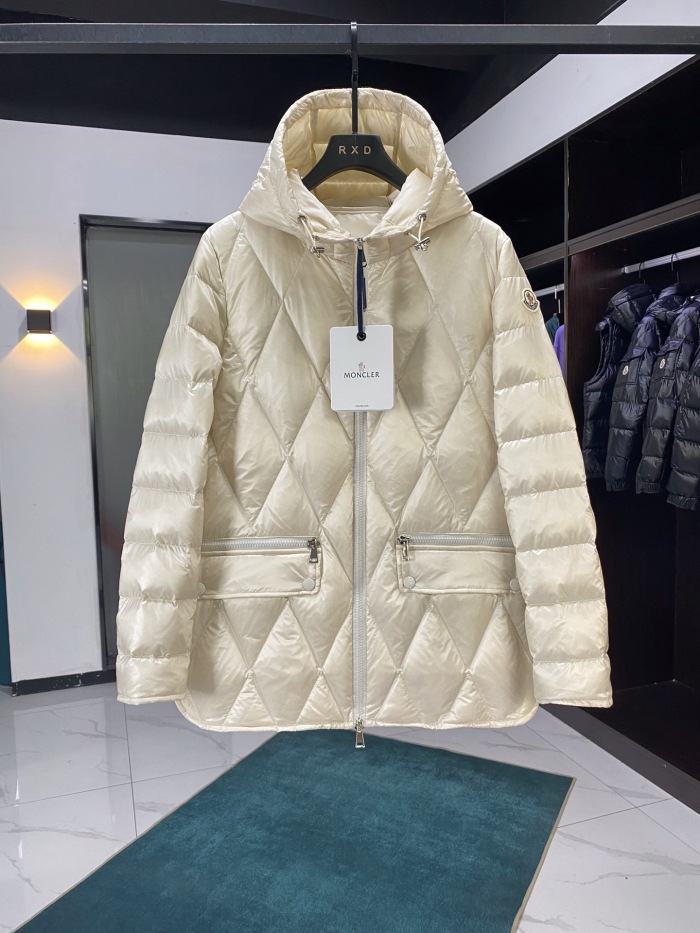Free shipping maikesneakers Women  Down Jacket   M*oncler  Top Quality  2022