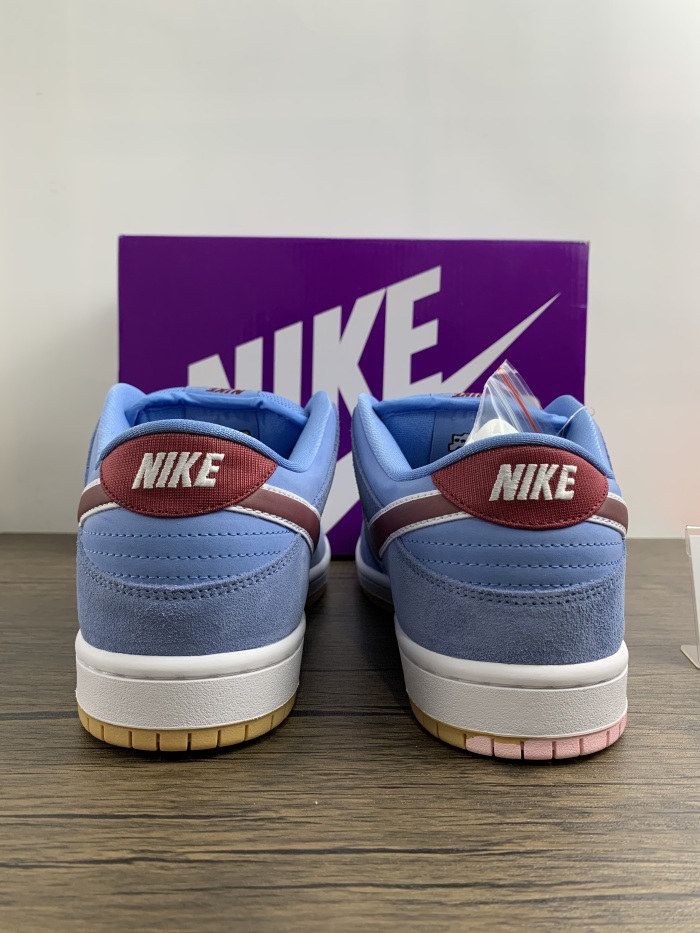 Free shipping from maikesneakers Nike dunk SB Low pro