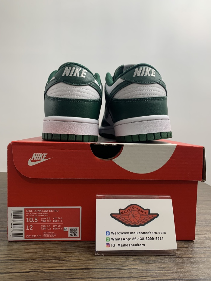 Free shipping from maikesneakers Nike dunk SB Low pro