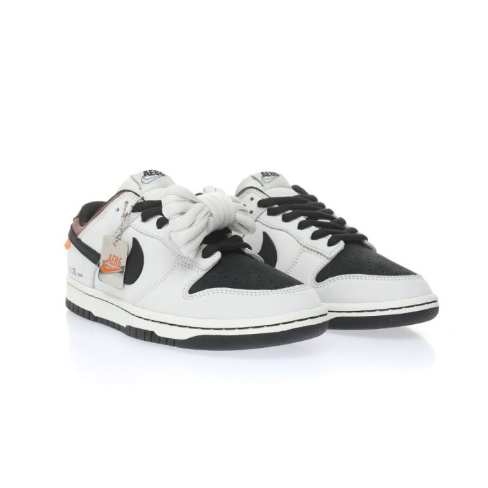 Free shipping from maikesneakers Nike SB Dunk Low INITIAL D/Toyota AE86 men women sneaker