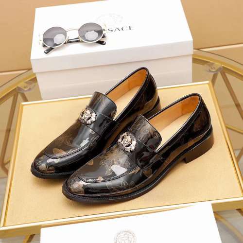 Men  V*ersace Top Loafer  （ maikesneakers）