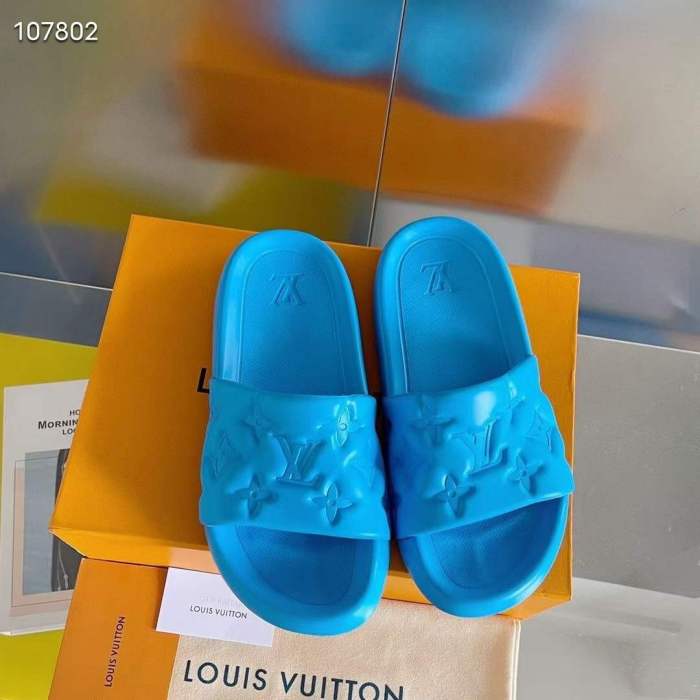 Women  Men  L*ouis V*uitton Top Slippers (maikesneakers)