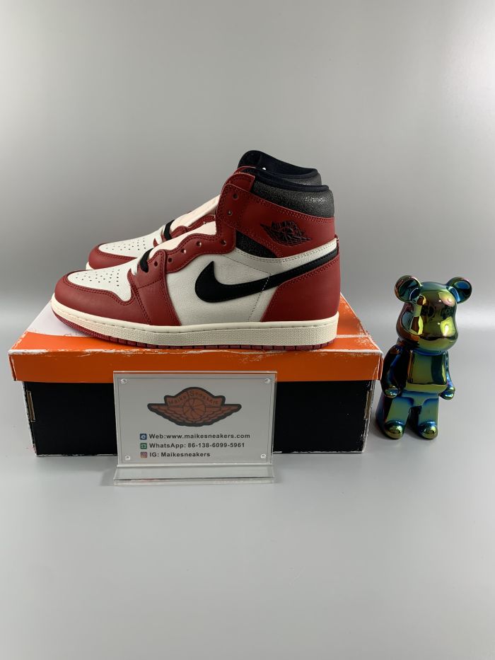 Nike  Air Jordan 1  High    AJ1    (  maikesneakers)