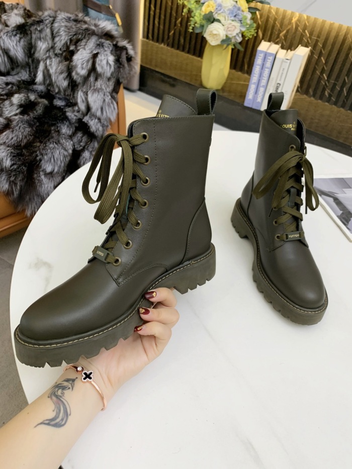 Women L*ouis V*uitton  Top Boots ( Maikesneakers)
