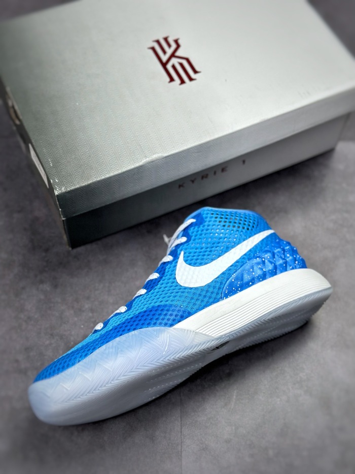 NIKE Kyrie 1   (maikesneakers)