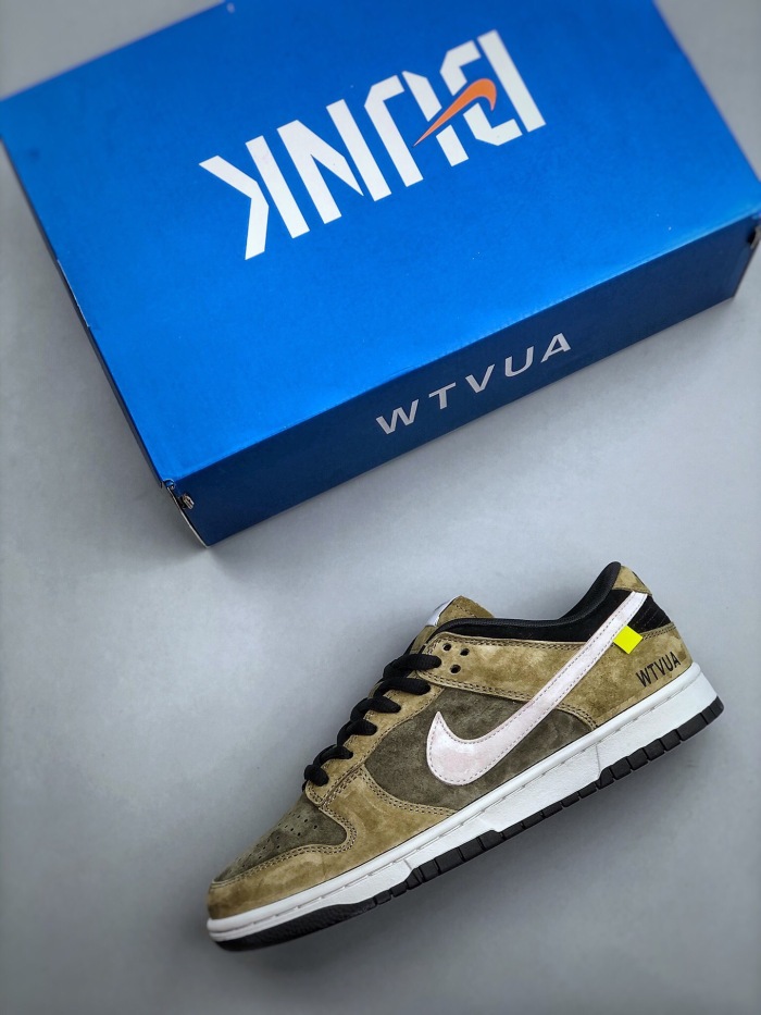 WTVUA x Nike dunk SB Low  (maikesneakers)