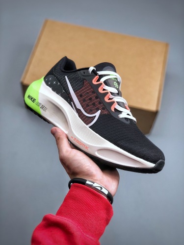 Men  Nike zoom   fly  5(maikesneakers)