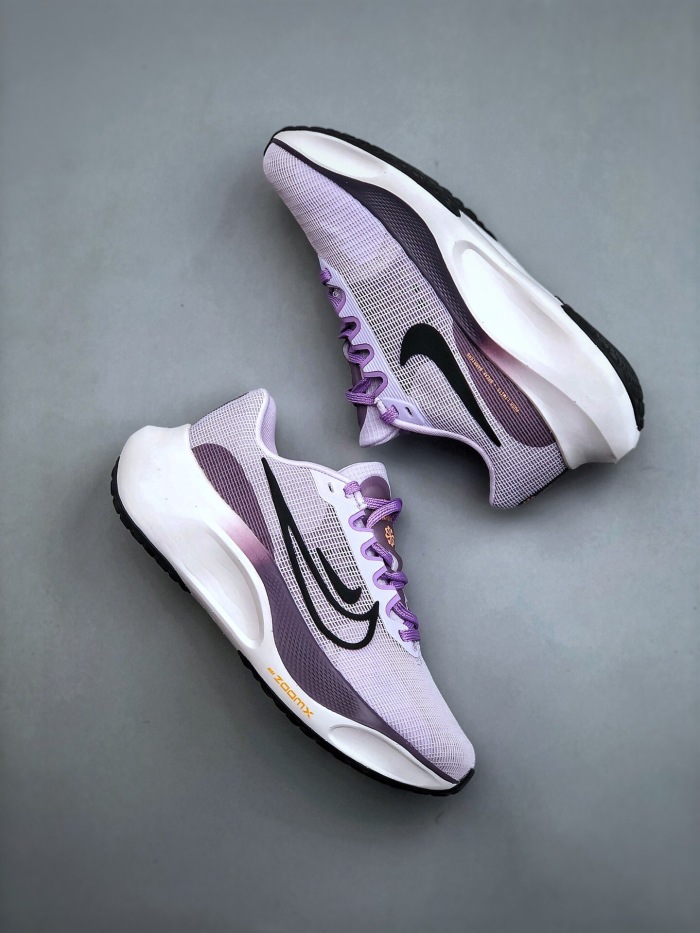 Women  Nike zoom   fly  5(maikesneakers)