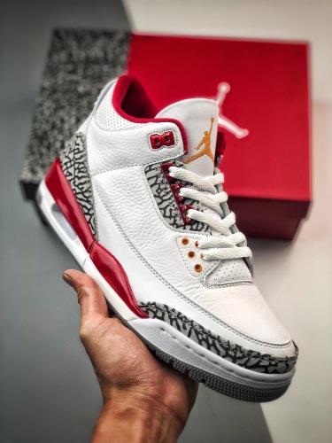 NIKE Air Jordan 3    (maikesneakers)