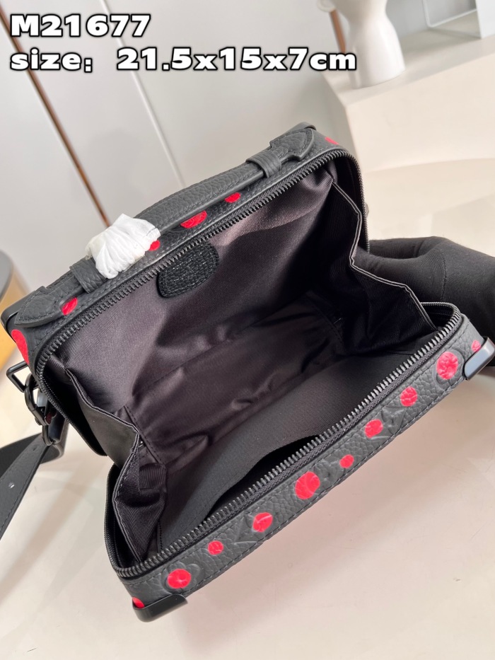 L*ouis V*uitton Top Bag  (maikesneakers)