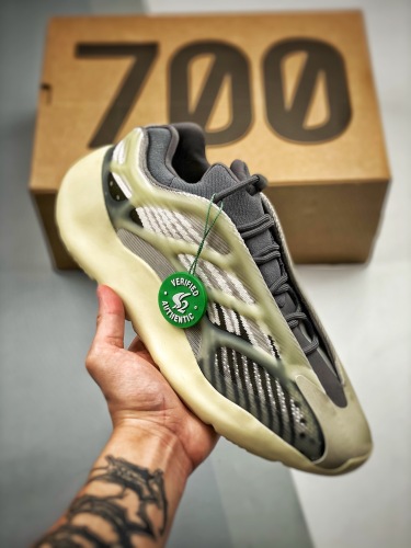 Free shipping maikesneakers Free shipping maikesneakers Yeezy Boost 700 V3 Fade ID1674