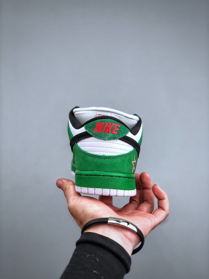 Nike SB Dunk low  (maikesneakers )
