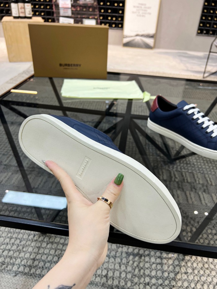 Men  B*rberry Sneaker  （maikesneakers）