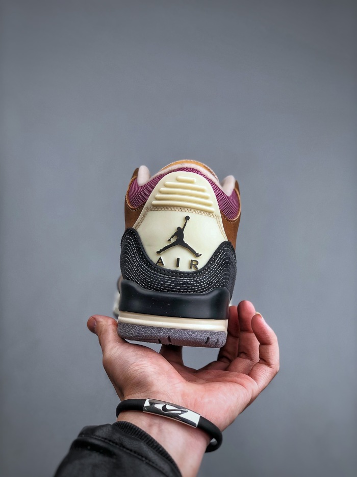 NIKE Air Jordan 3    (maikesneakers)