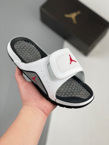 Nike  Air Jordan 4   Slippers (maikesneakers)