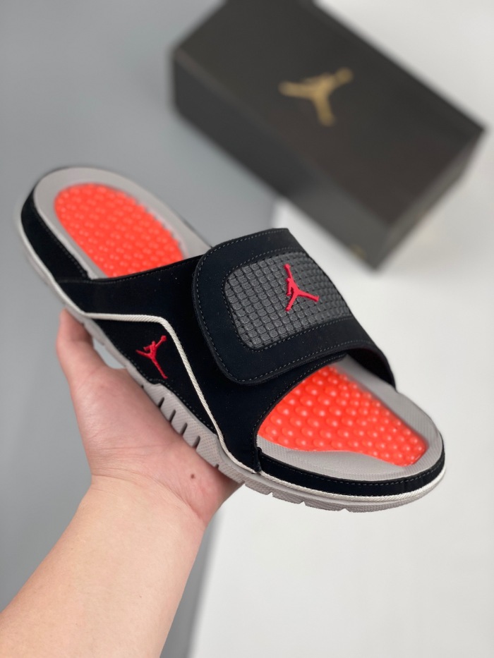 Nike  Air Jordan 4   Slippers (maikesneakers)