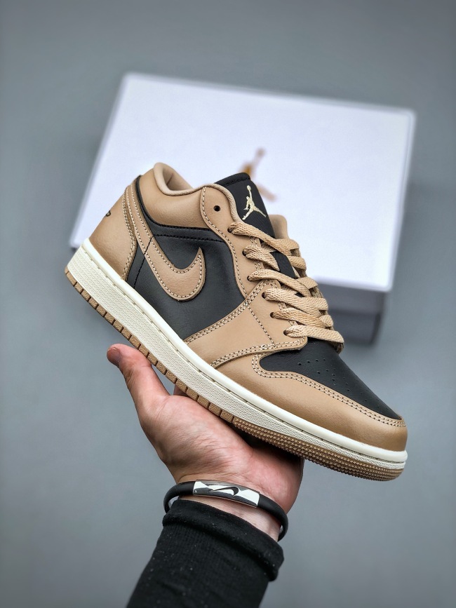 Nike Air Jordan 1 low  AJ1    (  maikesneakers)