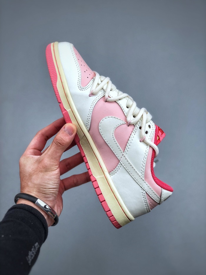 Top quality Nike SB Dunk Low   (maikesneakers)