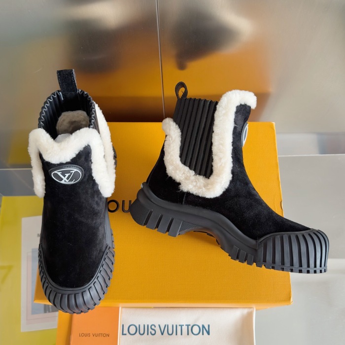 Women   L*ouis V*uitton Top Sneaker