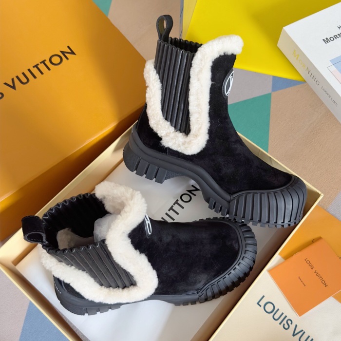 Women   L*ouis V*uitton Top Sneaker