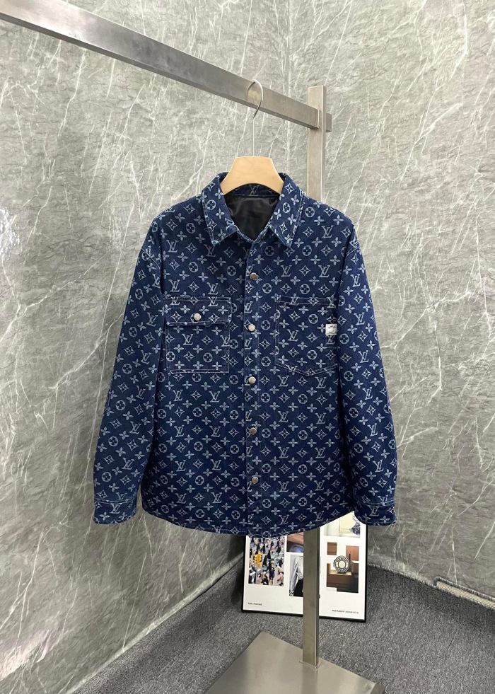 Men Jacket  Top Quality    maikesneakers