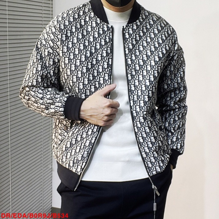 Men Jacket  Top Quality    maikesneakers