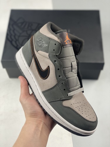 Air  1  Jordan 1 High  AJ1    (  maikesneakers)