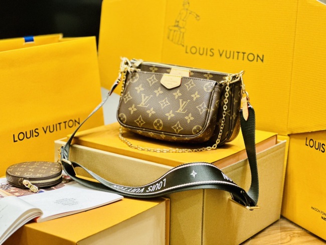 L*ouis V*uitton  Top Bag (maikesneakers)