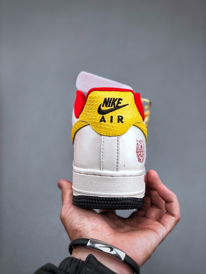 Nike  Air Force 1  07 low( maikesneakers)