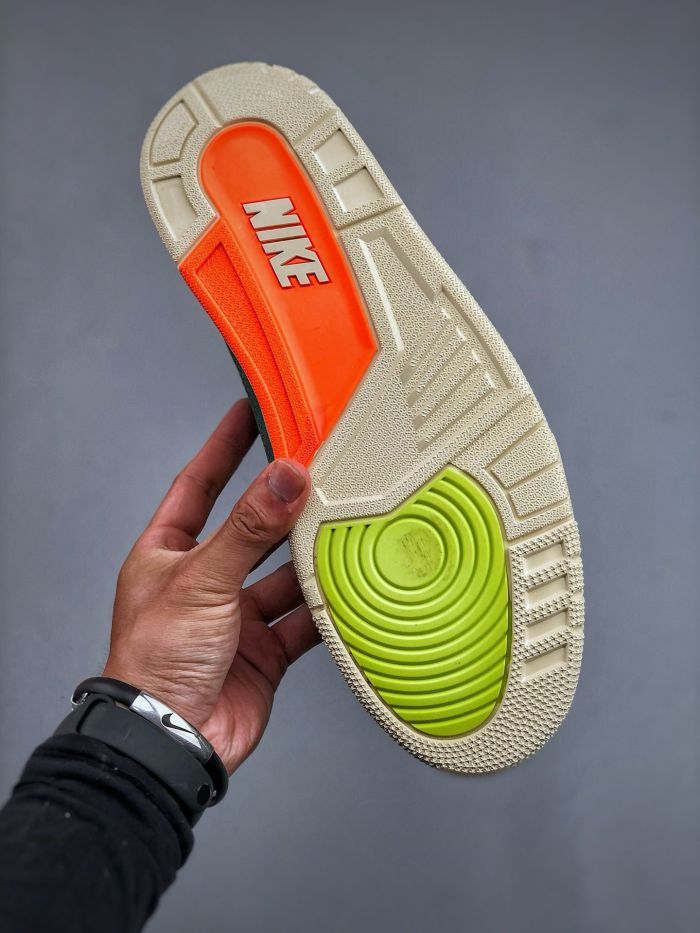 NIKE Air Jordan 3    (maikesneakers)