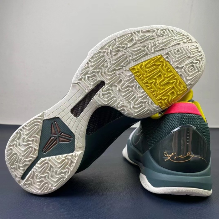 Nike zoom  kobe5 (maikesneakers )