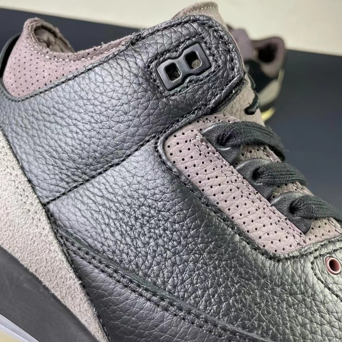 NIKE Air Jordan 3    (maikesneakers)