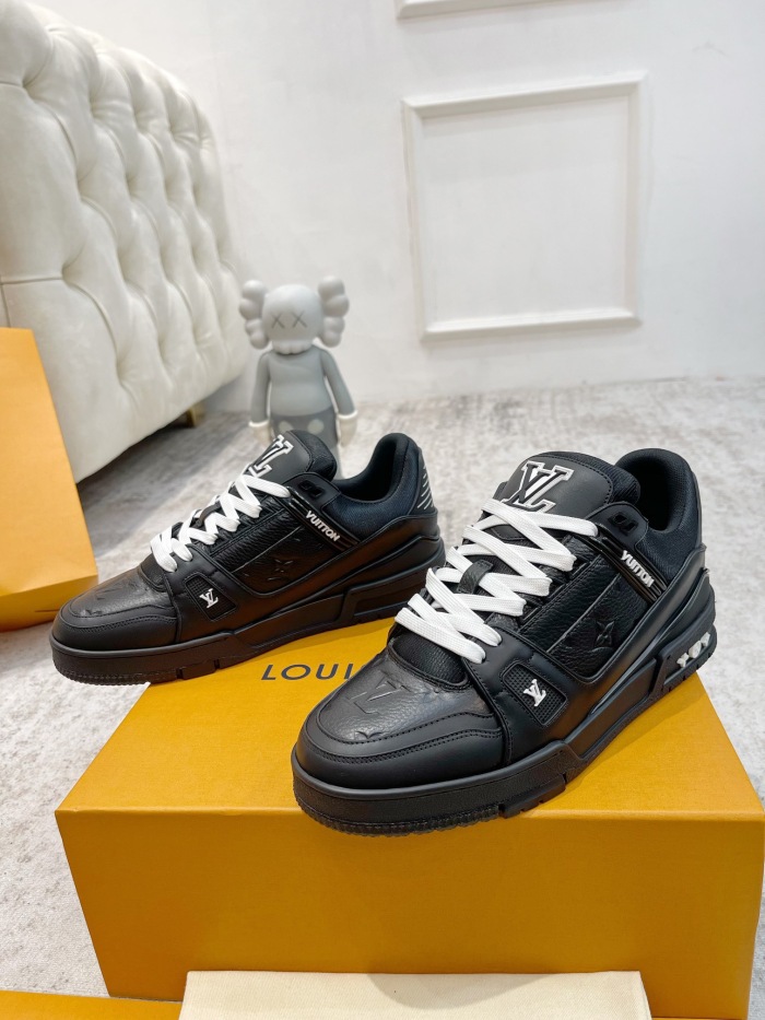 Men  Women  L*ouis V*uitton Top Sneaker