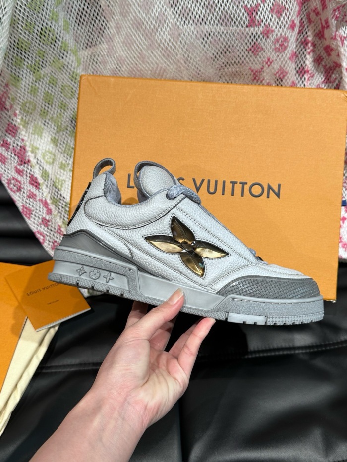 Men  Women  L*ouis V*uitton Top Sneaker