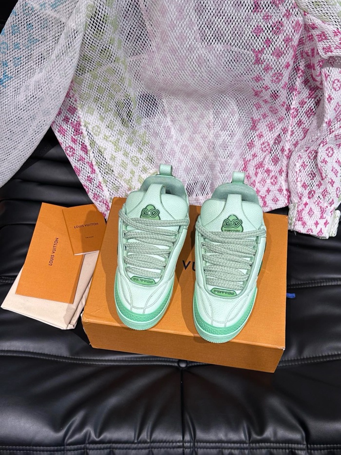 Men  Women  L*ouis V*uitton Top Sneaker