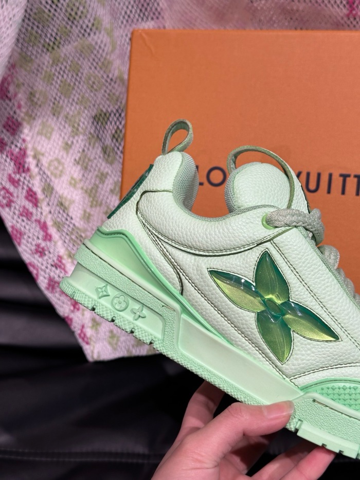 Men  Women  L*ouis V*uitton Top Sneaker