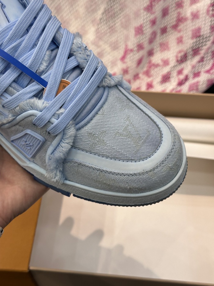 Men  Women  L*ouis V*uitton Top Sneaker