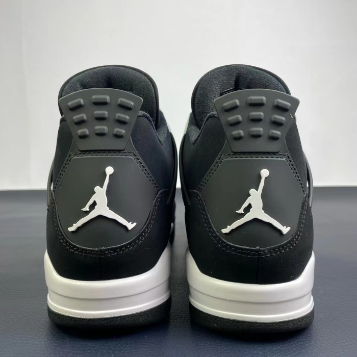 Copy Good quality  maikesneakers Air Jordan 4
