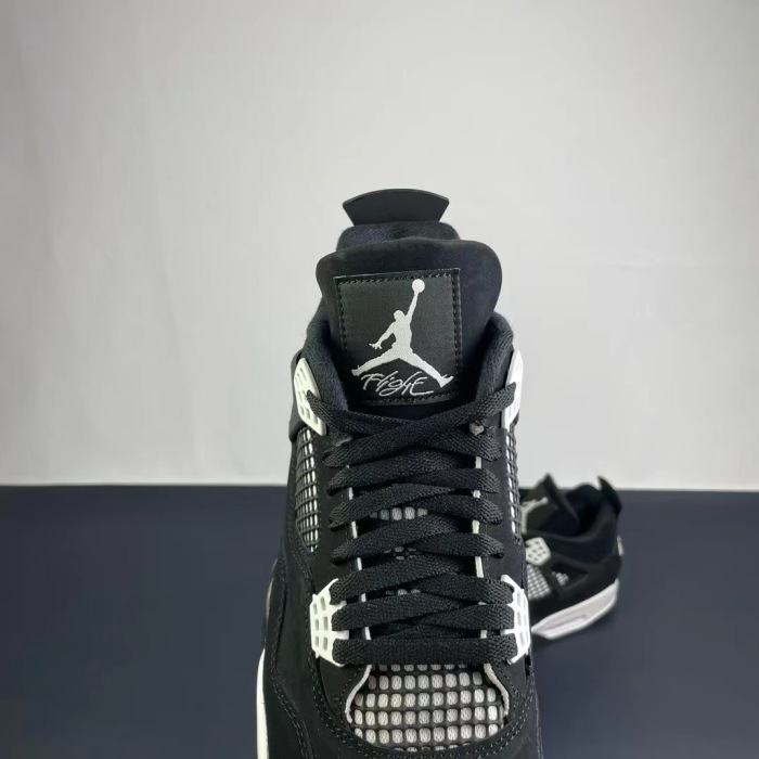 Copy Good quality  maikesneakers Air Jordan 4