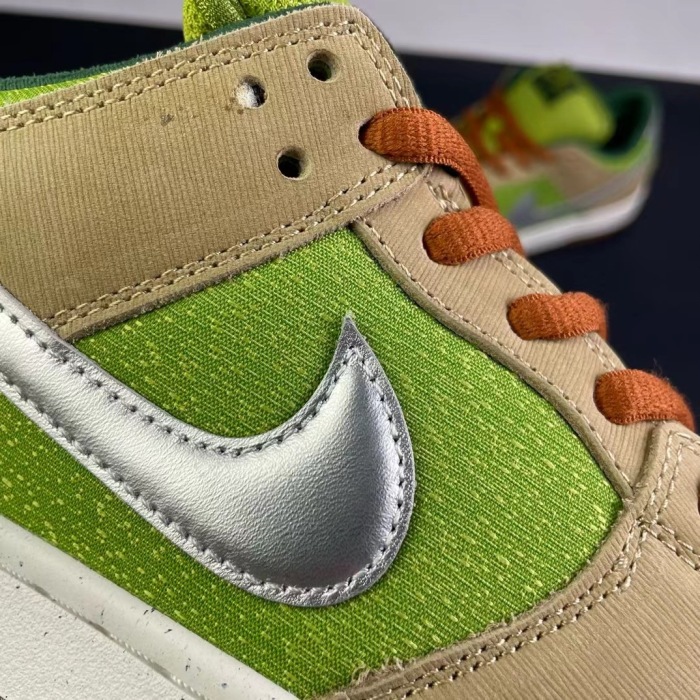 NK SB Dunk Low   Maikesneakers