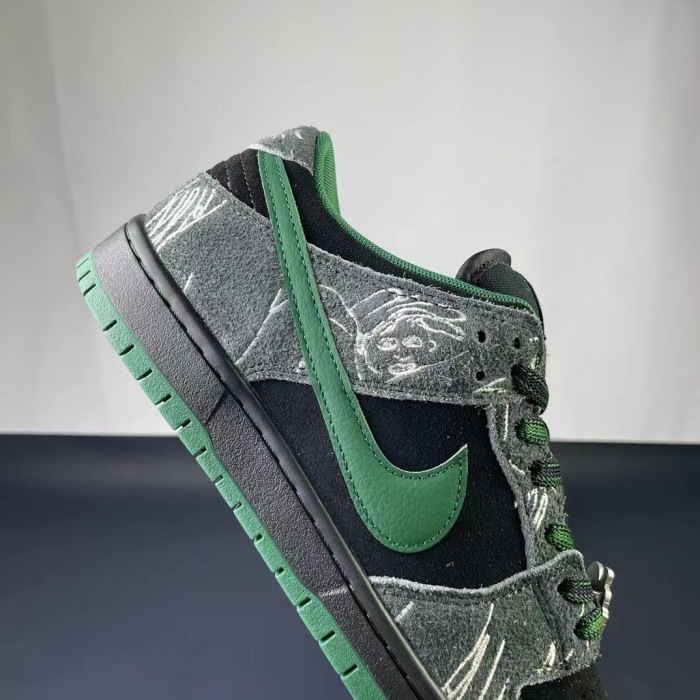 NK SB Dunk Low   Maikesneakers
