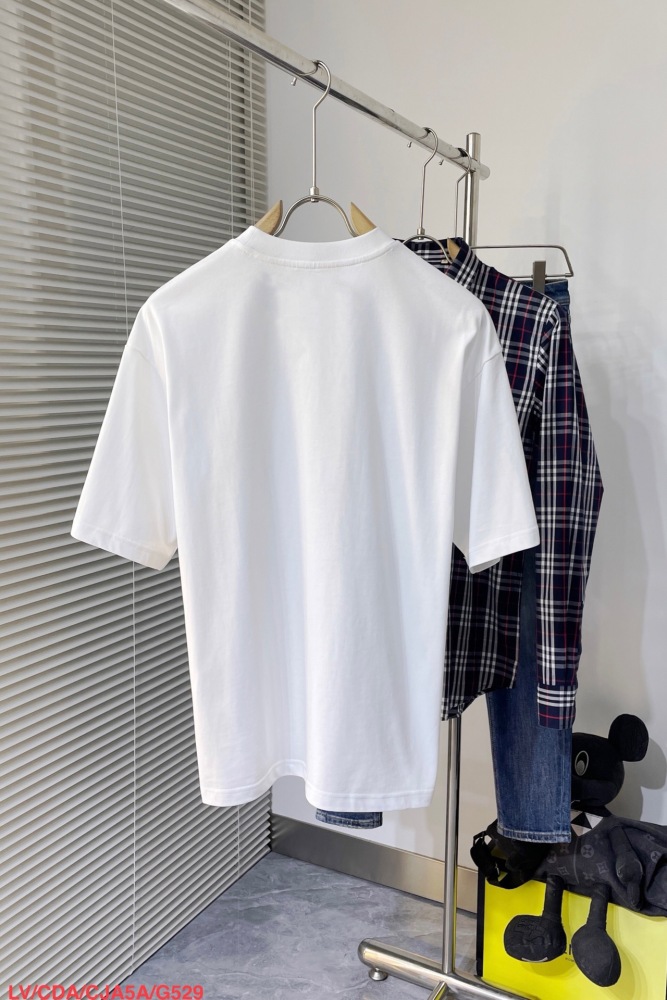 Men  T-shirt   Top Quality   maikesneakers