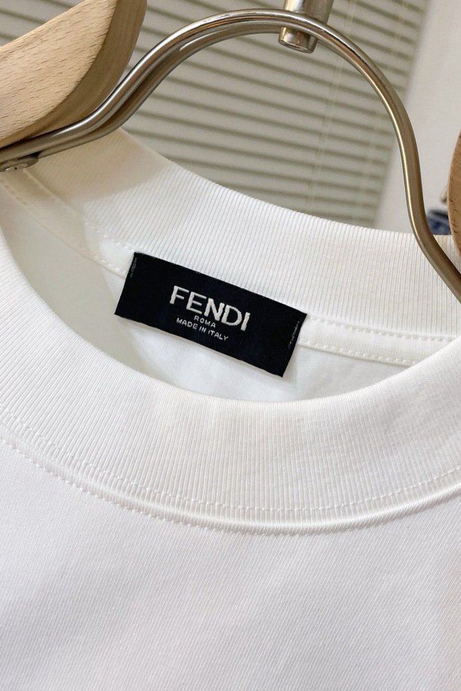 Men  T-shirt   Top Quality   maikesneakers