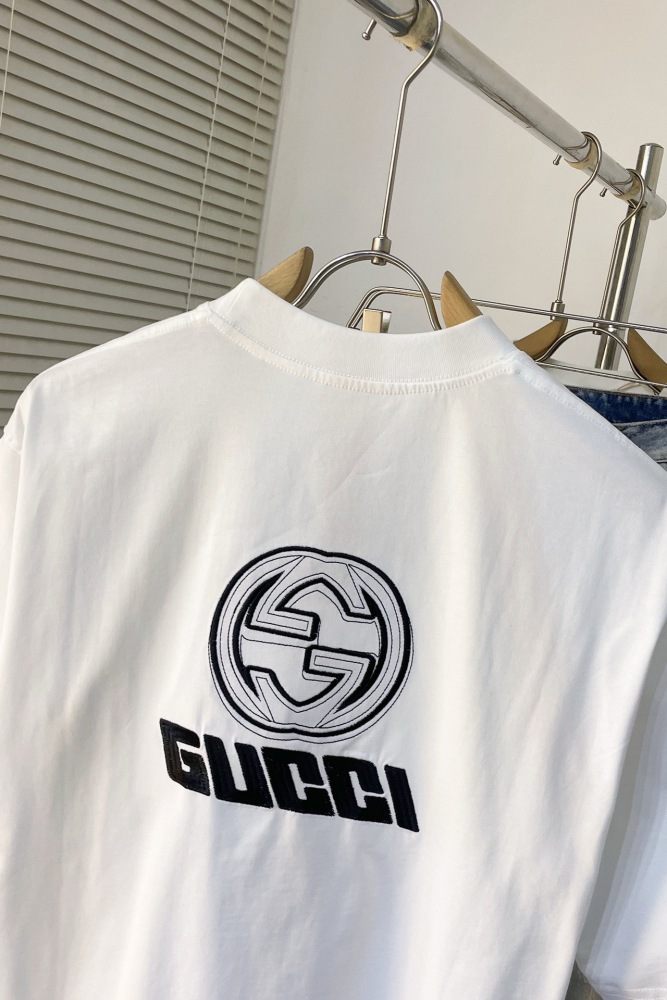 Men  T-shirt   Top Quality   maikesneakers