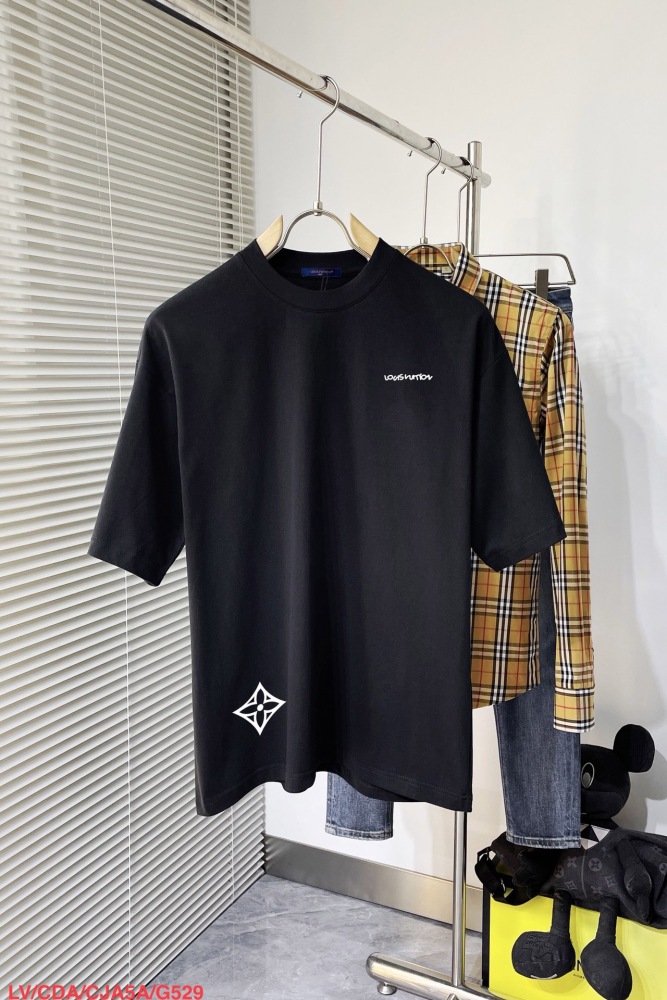 Men  T-shirt   Top Quality   maikesneakers