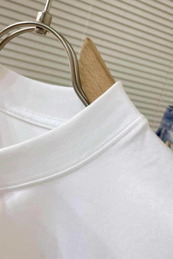 Men  T-shirt   Top Quality   maikesneakers