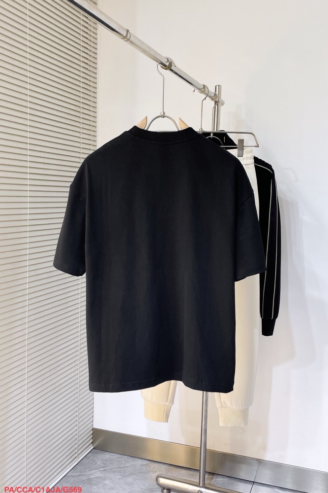 Men  T-shirt   Top Quality   maikesneakers