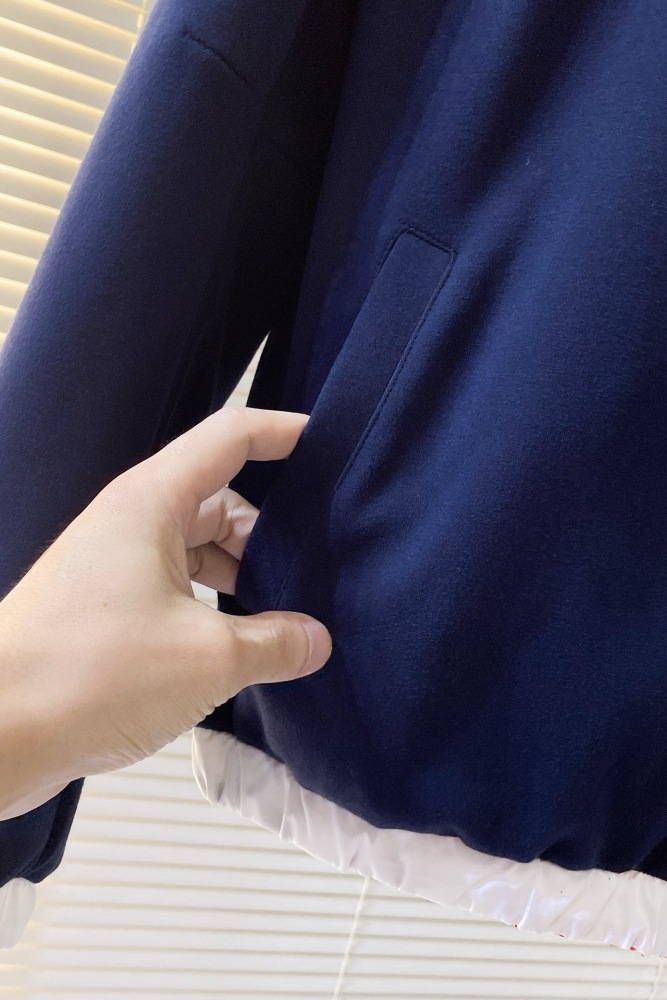 Men Jacket  Top Quality    maikesneakers